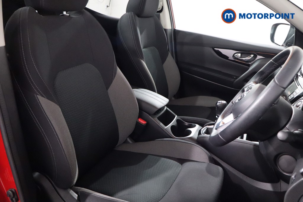 Nissan Qashqai N-Connecta Manual Petrol SUV - Stock Number (1554715) - 19th supplementary image