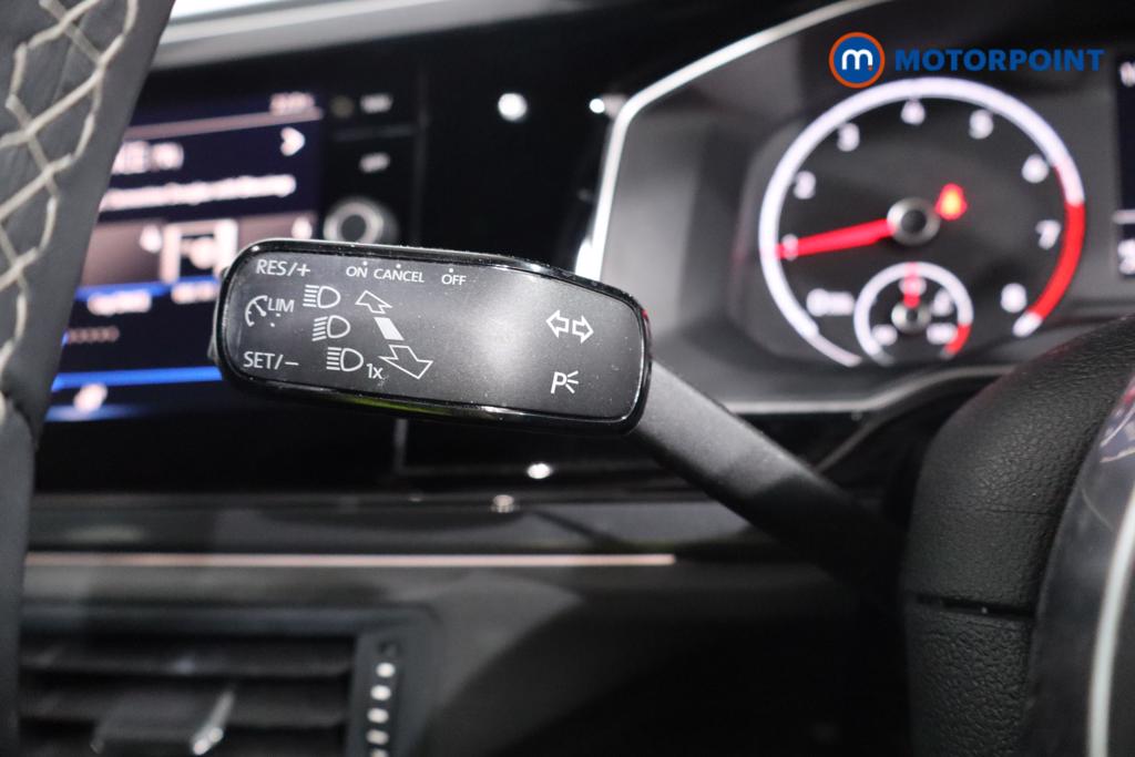 Volkswagen Polo R-Line Manual Petrol Hatchback - Stock Number (1555021) - 9th supplementary image