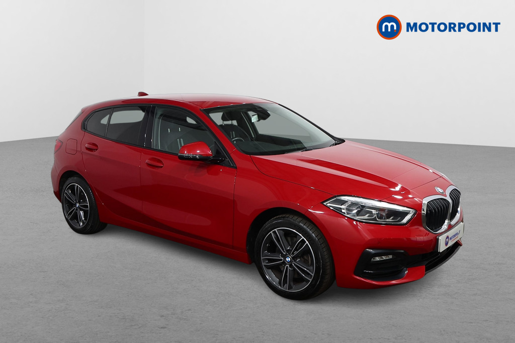 BMW 1 Series Sport Manual Petrol Hatchback - Stock Number (1555175) - Drivers side front corner