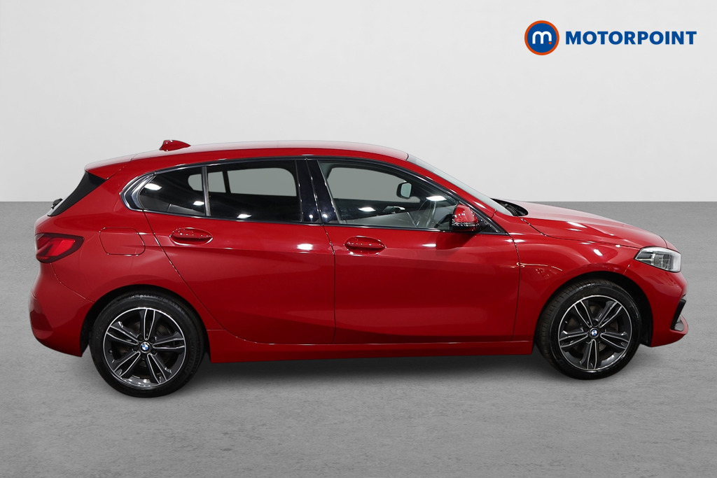 BMW 1 Series Sport Manual Petrol Hatchback - Stock Number (1555175) - Drivers side