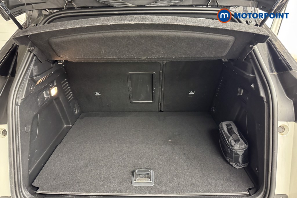Peugeot 3008 Allure Premium-Plus Automatic Petrol Plug-In Hybrid SUV - Stock Number (1555297) - 3rd supplementary image