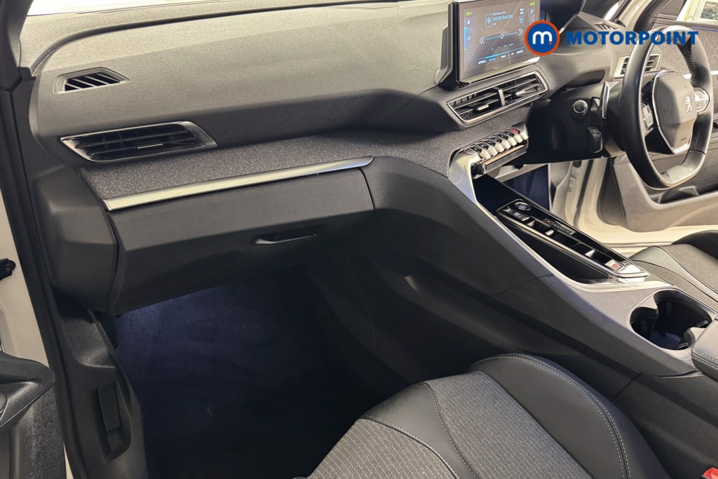 Peugeot 3008 Allure Premium-Plus Automatic Petrol Plug-In Hybrid SUV - Stock Number (1555297) - 8th supplementary image