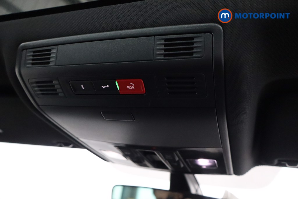 Volkswagen Golf R-Line Manual Petrol Hatchback - Stock Number (1555342) - 18th supplementary image