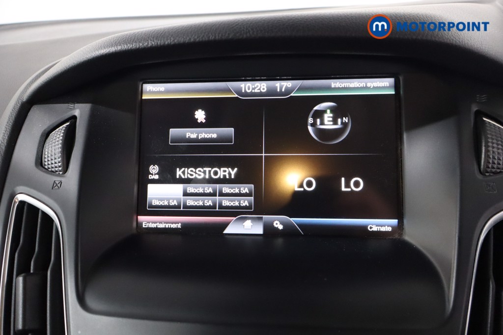 Ford Focus Titanium X Manual Petrol Hatchback - Stock Number (1555539) - 2nd supplementary image