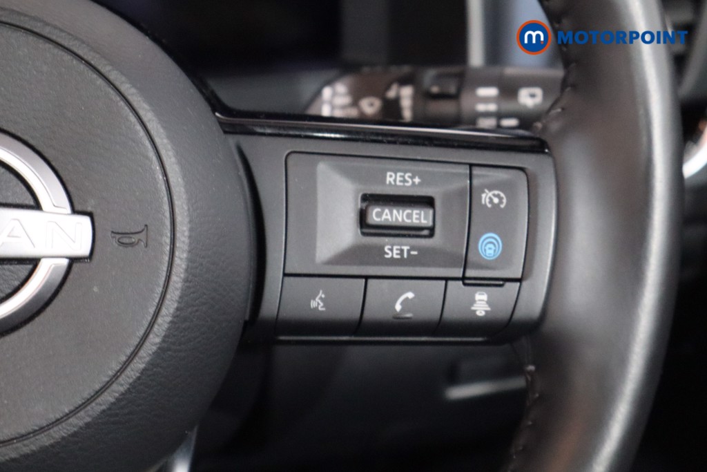 Nissan Qashqai Tekna Automatic Petrol-Electric Hybrid SUV - Stock Number (1556017) - 8th supplementary image