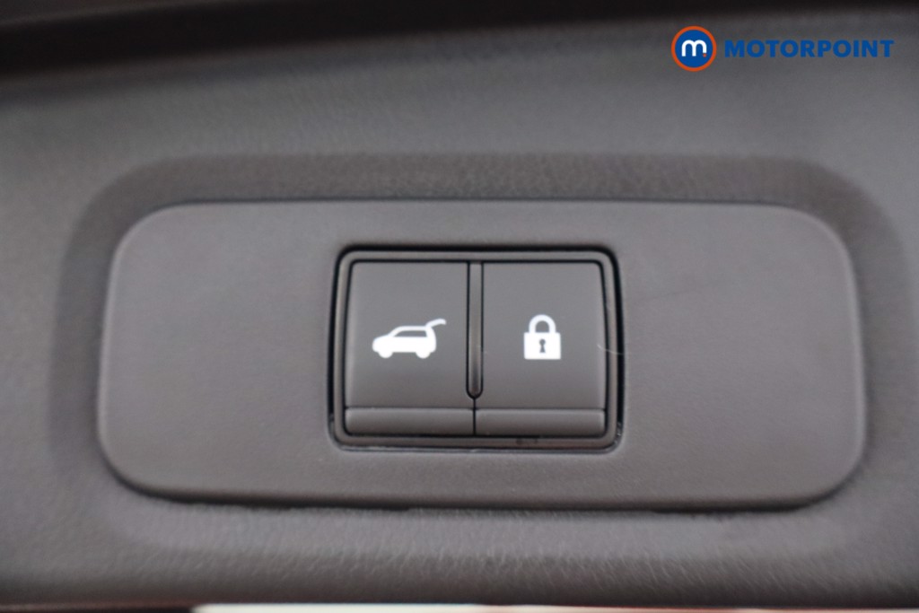 Nissan Qashqai Tekna Automatic Petrol-Electric Hybrid SUV - Stock Number (1556017) - 30th supplementary image