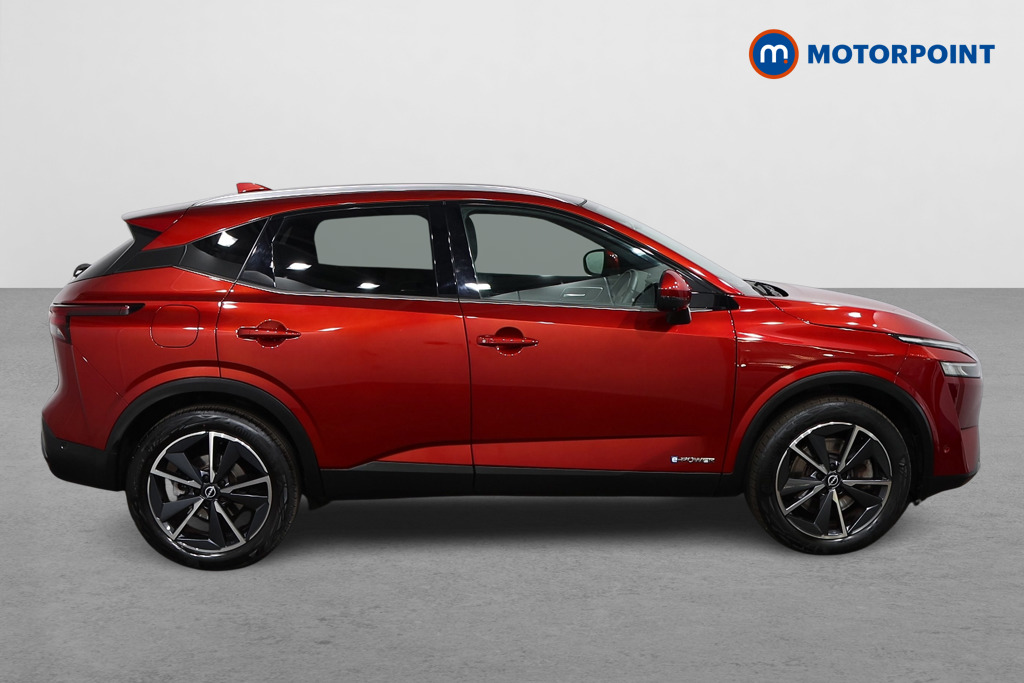 Nissan Qashqai Tekna Automatic Petrol-Electric Hybrid SUV - Stock Number (1556017) - Drivers side