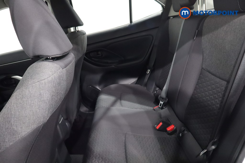 Toyota Yaris Cross Icon Automatic Petrol-Electric Hybrid Estate - Stock Number (1556025) - 5th supplementary image