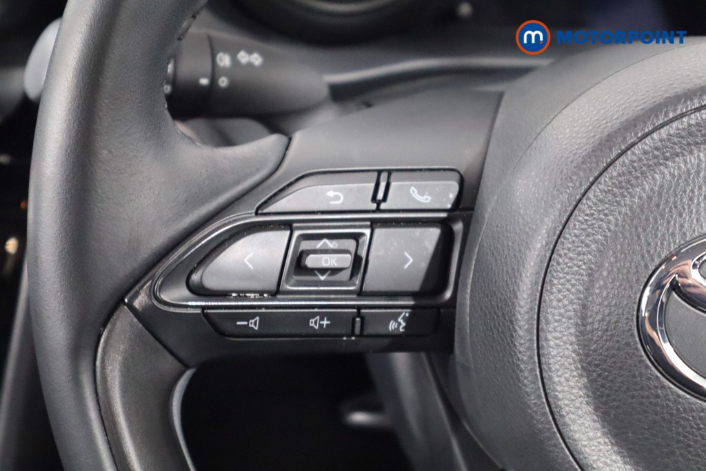 Toyota Yaris Cross Icon Automatic Petrol-Electric Hybrid Estate - Stock Number (1556025) - 7th supplementary image