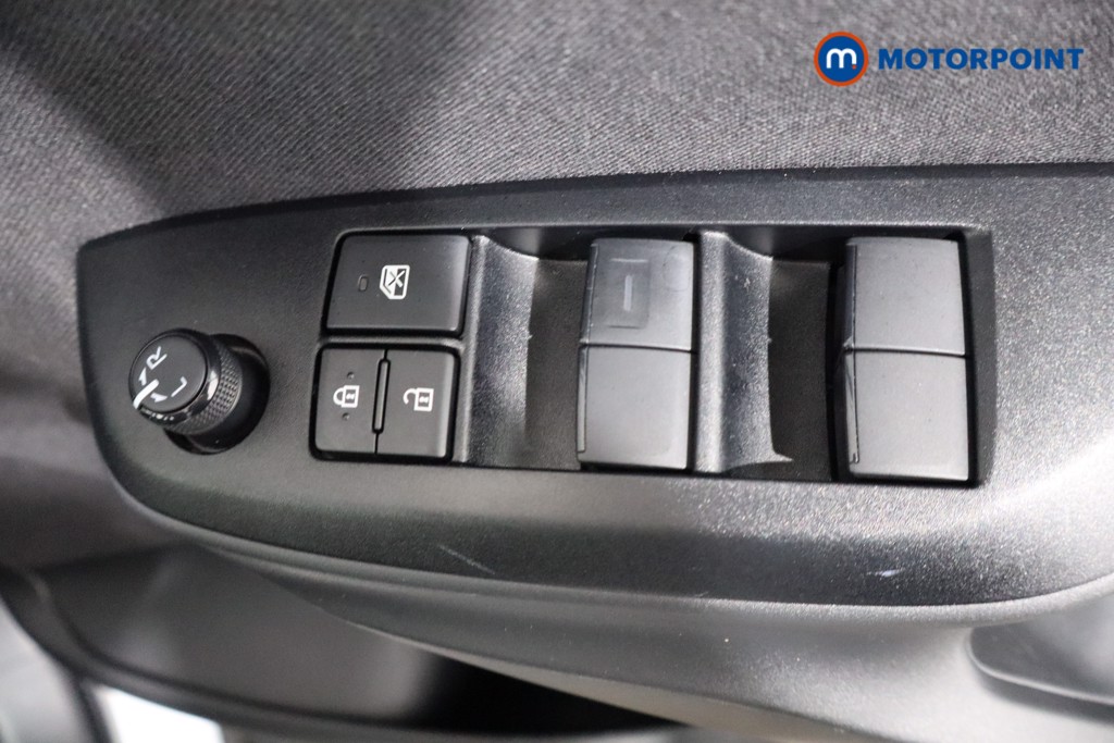 Toyota Yaris Cross Icon Automatic Petrol-Electric Hybrid Estate - Stock Number (1556025) - 16th supplementary image