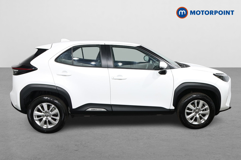Toyota Yaris Cross Icon Automatic Petrol-Electric Hybrid Estate - Stock Number (1556025) - Drivers side