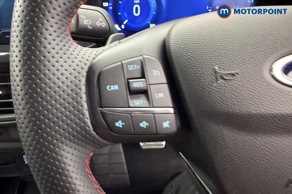 Ford Focus St-Line Vignale Automatic Diesel Hatchback - Stock Number (1556091) - 12th supplementary image