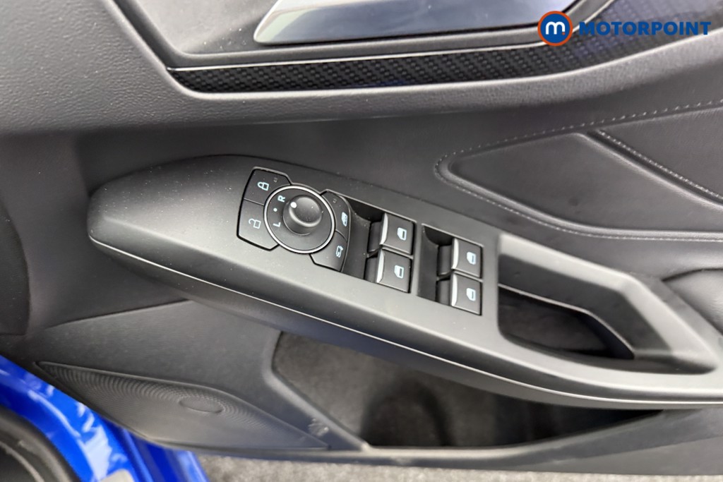 Ford Focus St-Line Vignale Automatic Diesel Hatchback - Stock Number (1556091) - 15th supplementary image