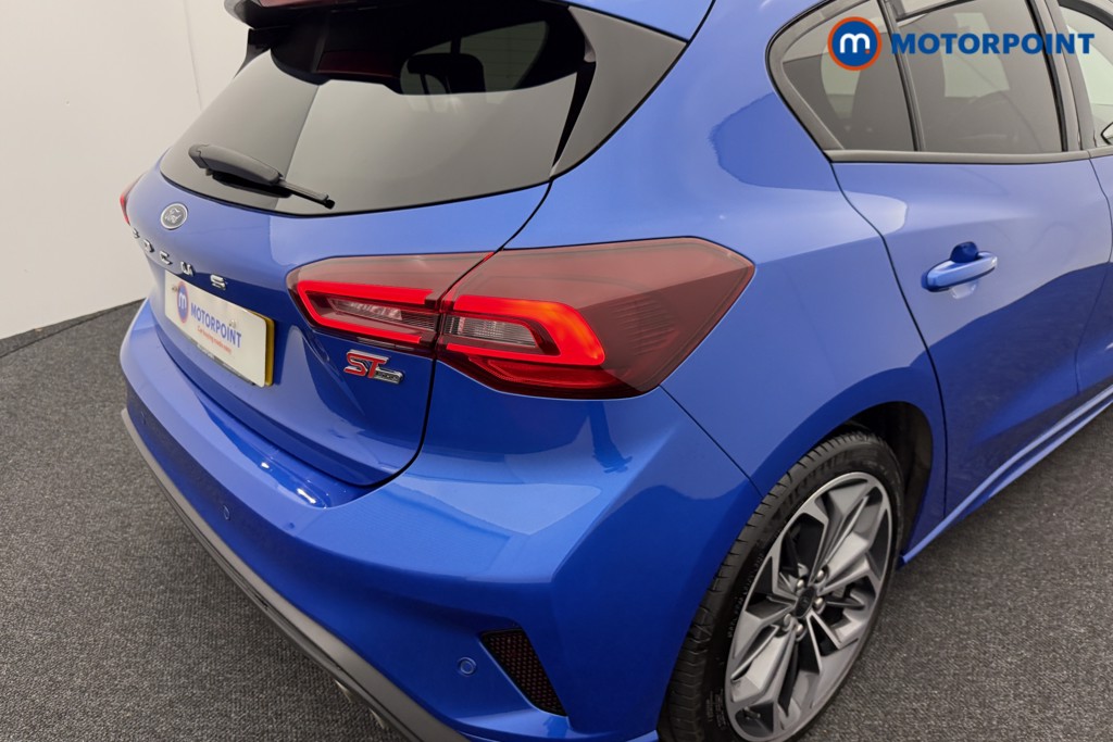 Ford Focus St-Line Vignale Automatic Diesel Hatchback - Stock Number (1556091) - 25th supplementary image