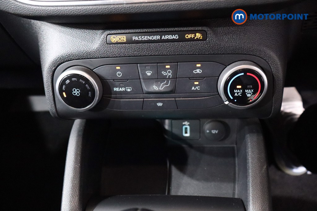 Ford Focus Active Manual Diesel Hatchback - Stock Number (1556338) - 15th supplementary image