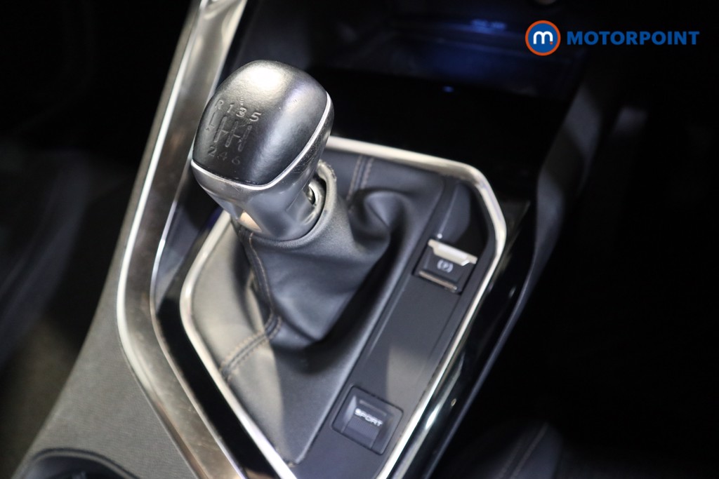 Peugeot 3008 Gt Line Manual Diesel SUV - Stock Number (1539636) - 8th supplementary image