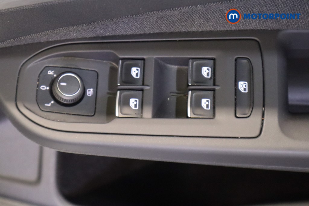 Volkswagen Golf Life Manual Petrol Hatchback - Stock Number (1541928) - 13th supplementary image