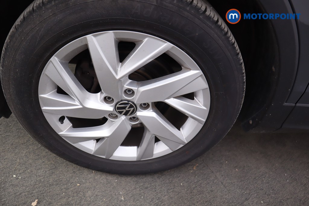 Volkswagen Tiguan Life Automatic Petrol SUV - Stock Number (1542323) - 10th supplementary image