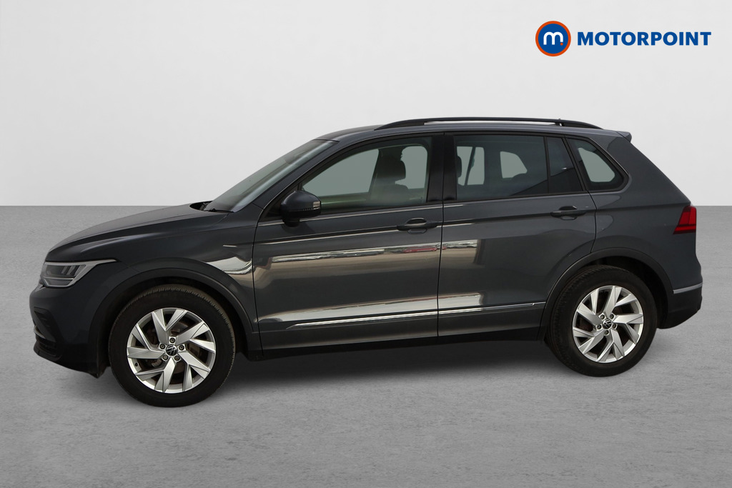 Volkswagen Tiguan Life Automatic Petrol SUV - Stock Number (1542323) - Passenger side