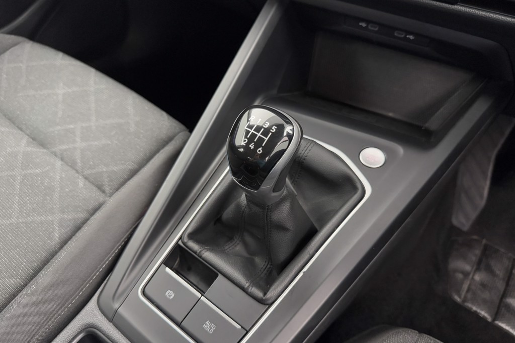Volkswagen Golf Life Manual Petrol Hatchback - Stock Number (1543174) - 17th supplementary image