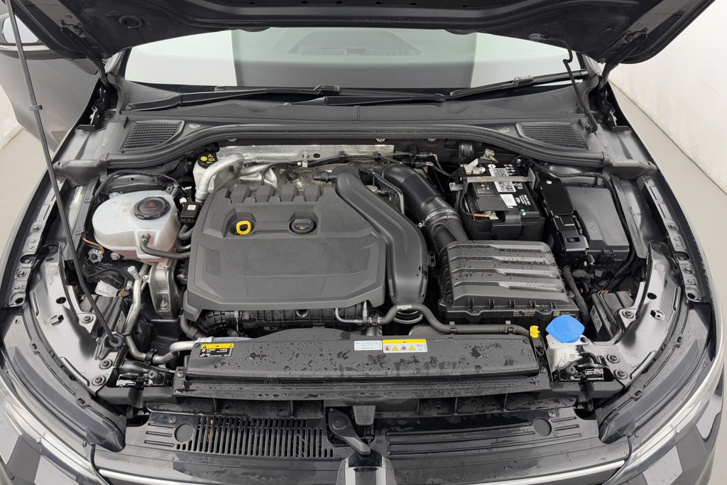 Volkswagen Golf Life Manual Petrol Hatchback - Stock Number (1543174) - 31st supplementary image