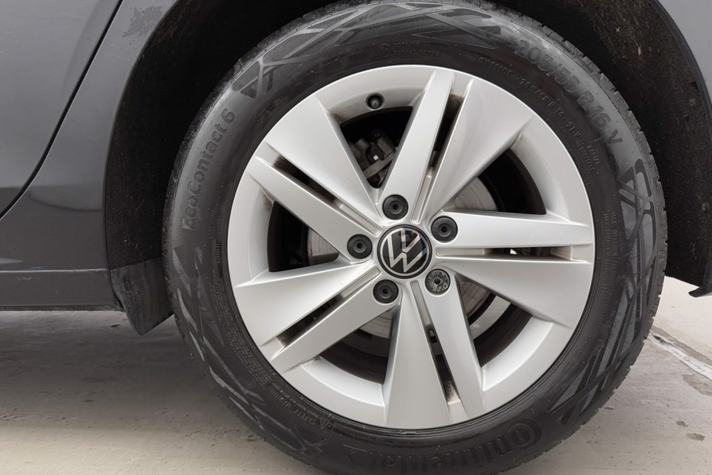Volkswagen Golf Life Manual Petrol Hatchback - Stock Number (1543174) - 34th supplementary image