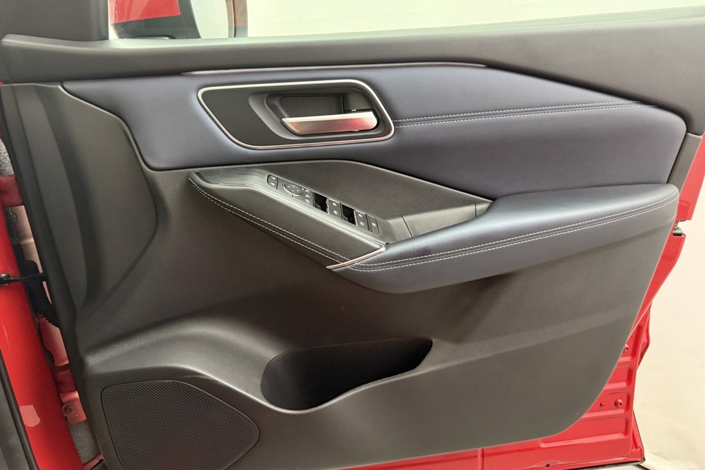 Nissan Qashqai Tekna Manual Petrol SUV - Stock Number (1543659) - 19th supplementary image