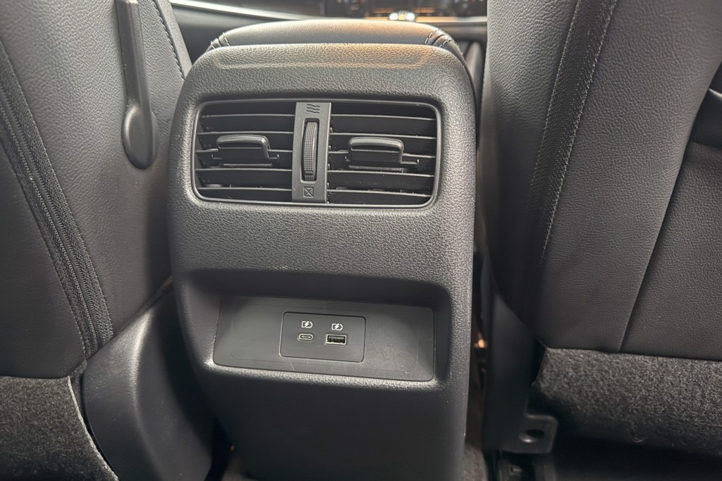 Nissan Qashqai Tekna Manual Petrol SUV - Stock Number (1543659) - 24th supplementary image