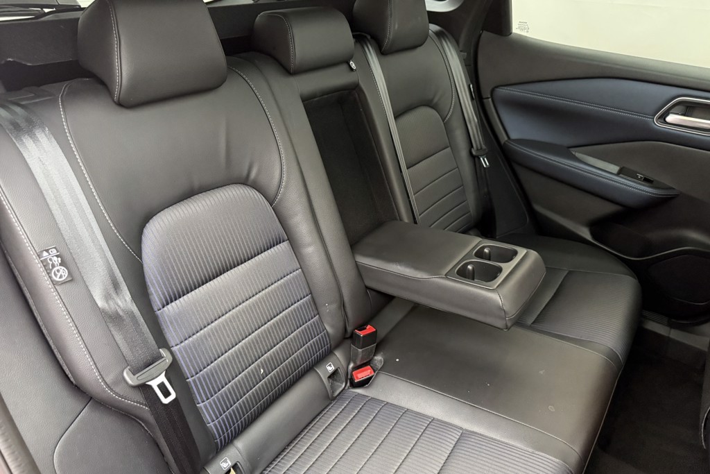 Nissan Qashqai Tekna Manual Petrol SUV - Stock Number (1543659) - 26th supplementary image