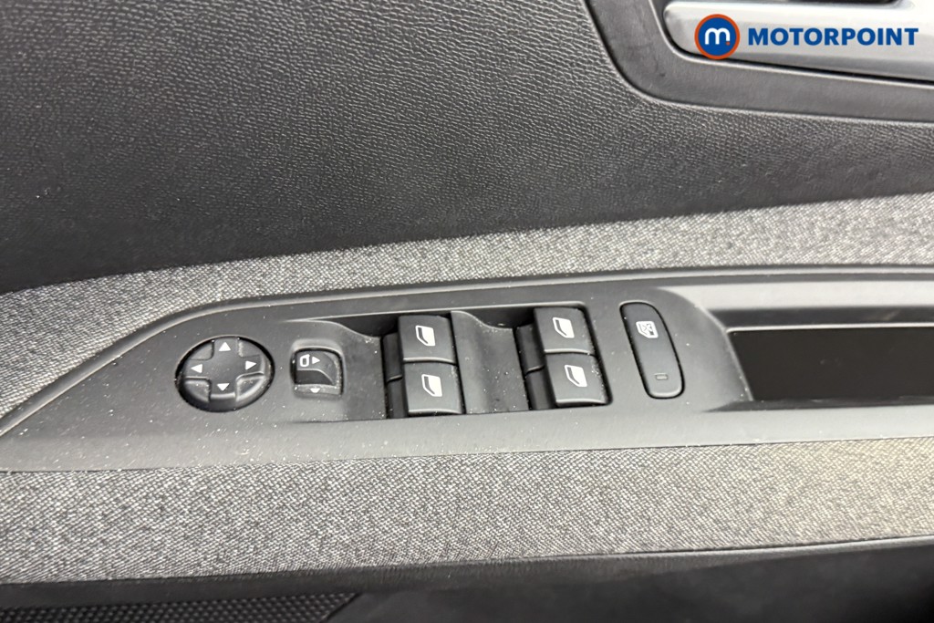 Peugeot 5008 Active Premium Manual Diesel SUV - Stock Number (1543834) - 15th supplementary image