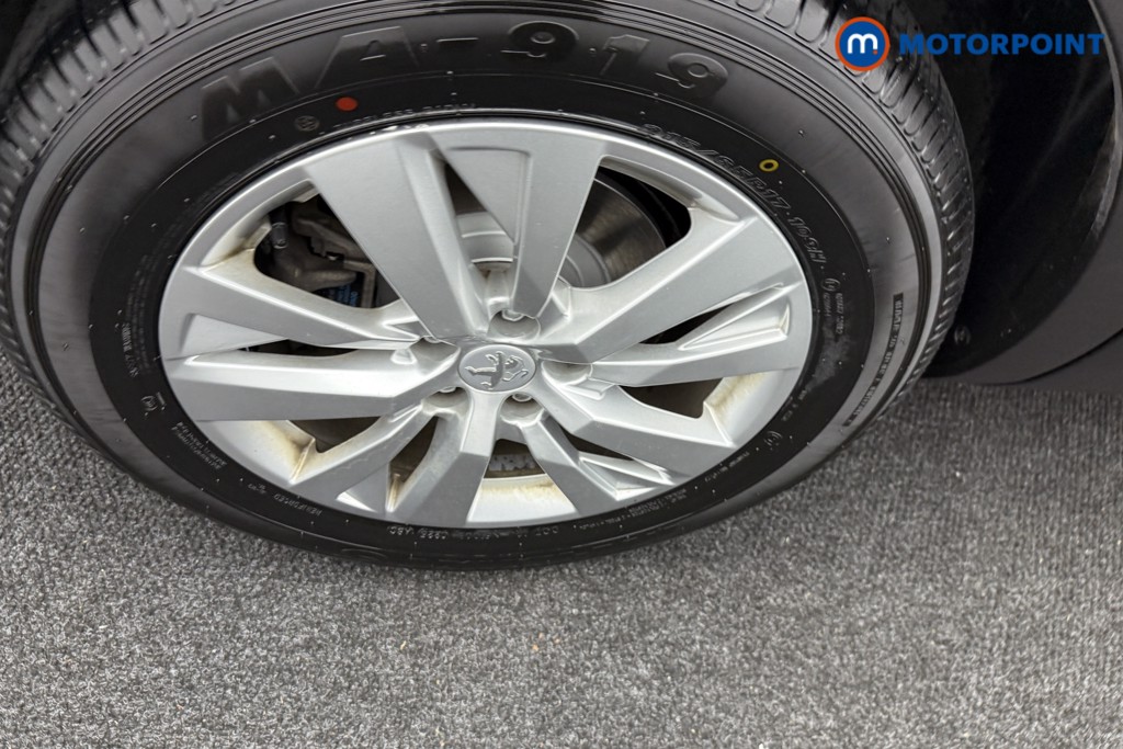 Peugeot 5008 Active Premium Manual Diesel SUV - Stock Number (1543834) - 29th supplementary image