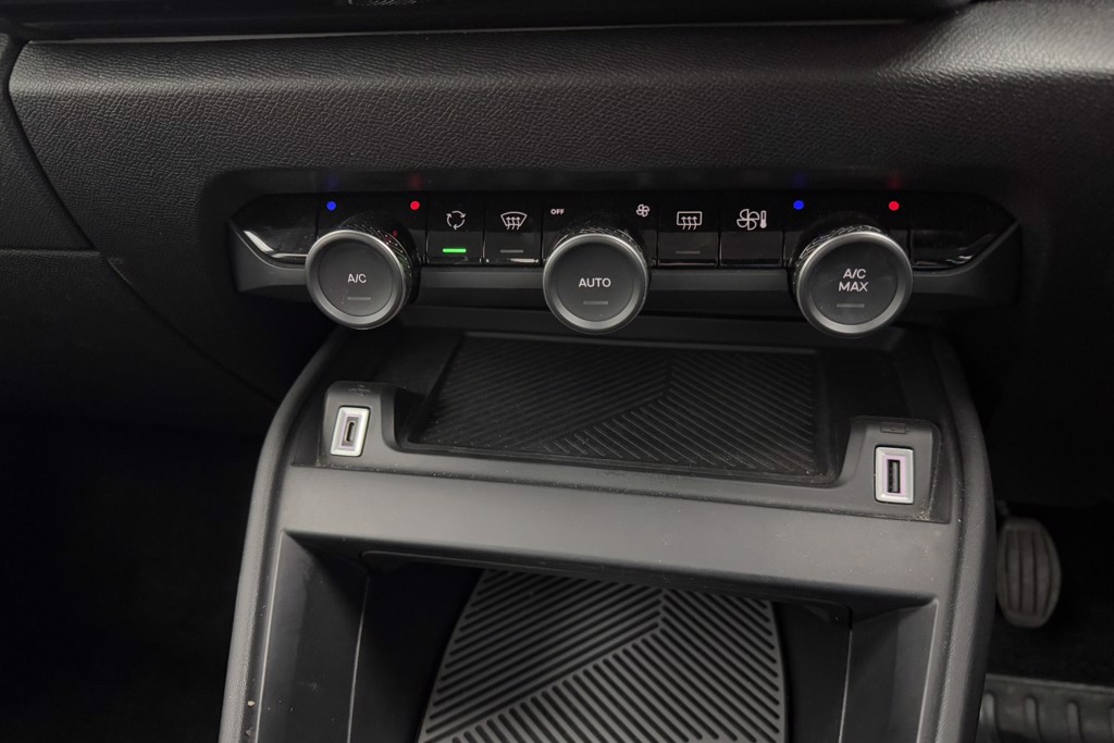 Citroen C4 Sense Manual Petrol Hatchback - Stock Number (1545034) - 12th supplementary image