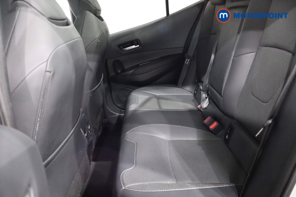 Toyota Corolla Excel Automatic Petrol-Electric Hybrid Hatchback - Stock Number (1545841) - 5th supplementary image
