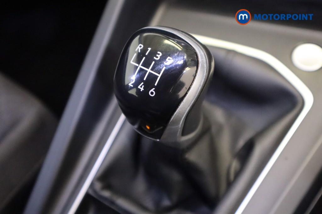 Volkswagen Golf Life Manual Petrol Hatchback - Stock Number (1545850) - 5th supplementary image