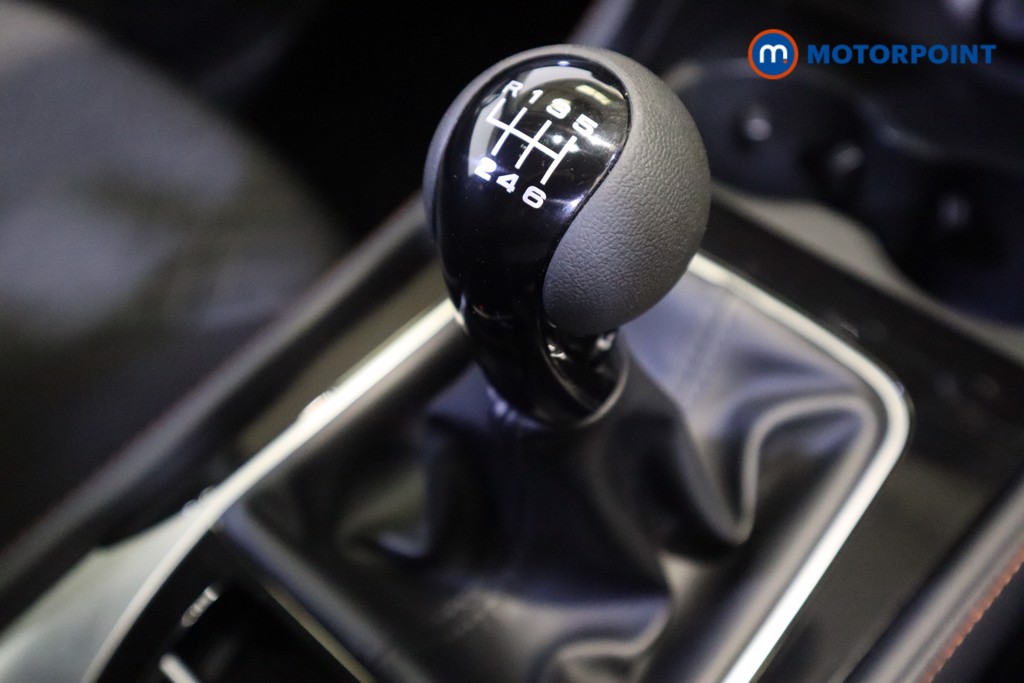Mg Motor Uk HS SE Manual Petrol SUV - Stock Number (1546368) - 5th supplementary image