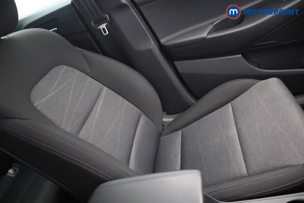Hyundai Tucson Se Nav Manual Petrol SUV - Stock Number (1546641) - 14th supplementary image