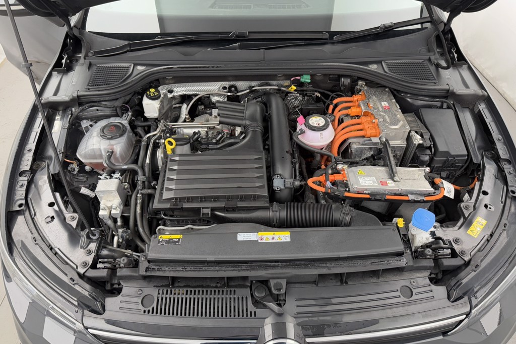 Volkswagen Golf Style Automatic Petrol Plug-In Hybrid Hatchback - Stock Number (1546864) - 30th supplementary image