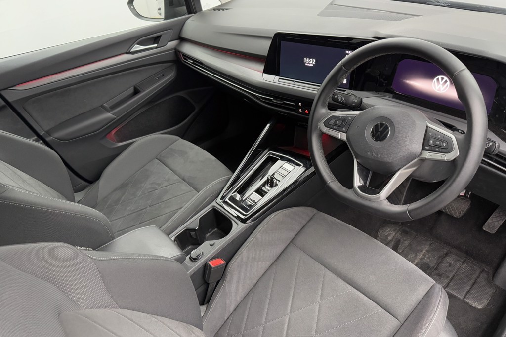 Volkswagen Golf Style Automatic Petrol Plug-In Hybrid Hatchback - Stock Number (1546864) - 1st supplementary image