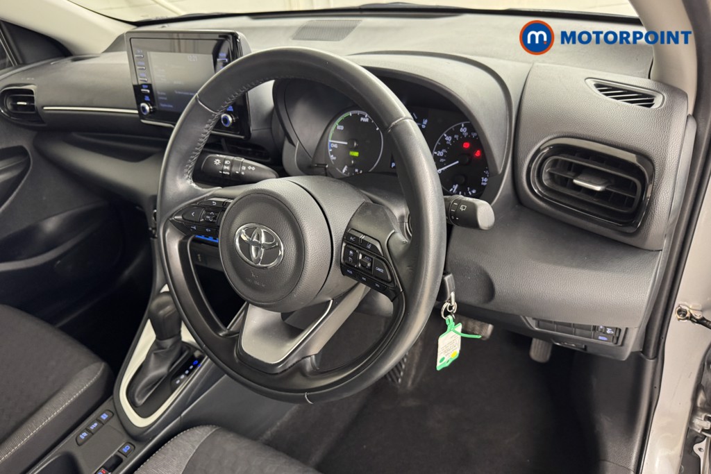 Toyota Yaris Icon Automatic Petrol-Electric Hybrid Hatchback - Stock Number (1547795) - 7th supplementary image