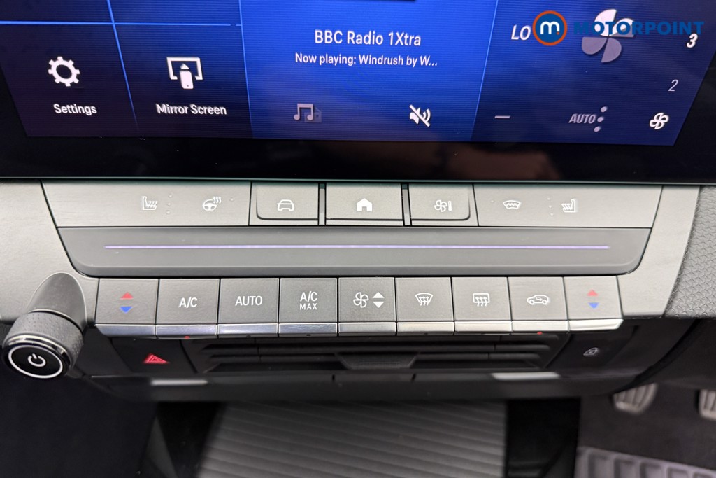 Vauxhall Astra Ultimate Manual Petrol Hatchback - Stock Number (1547832) - 11th supplementary image