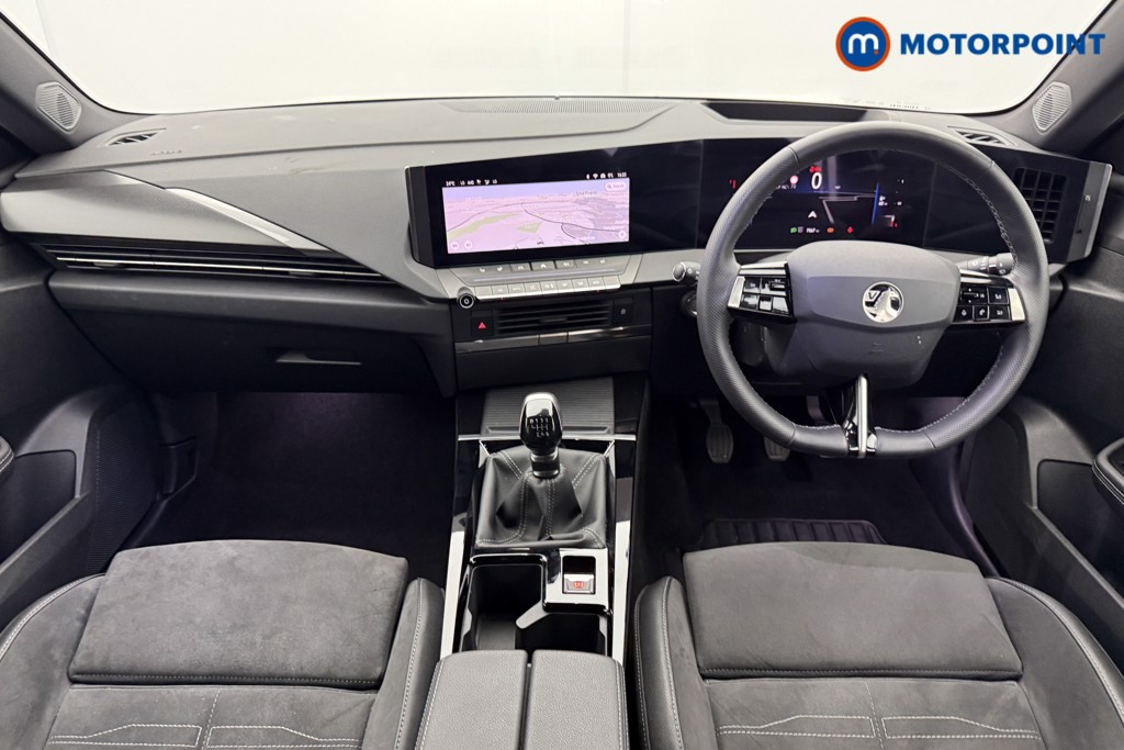 Vauxhall Astra Ultimate Manual Petrol Hatchback - Stock Number (1547832) - 1st supplementary image