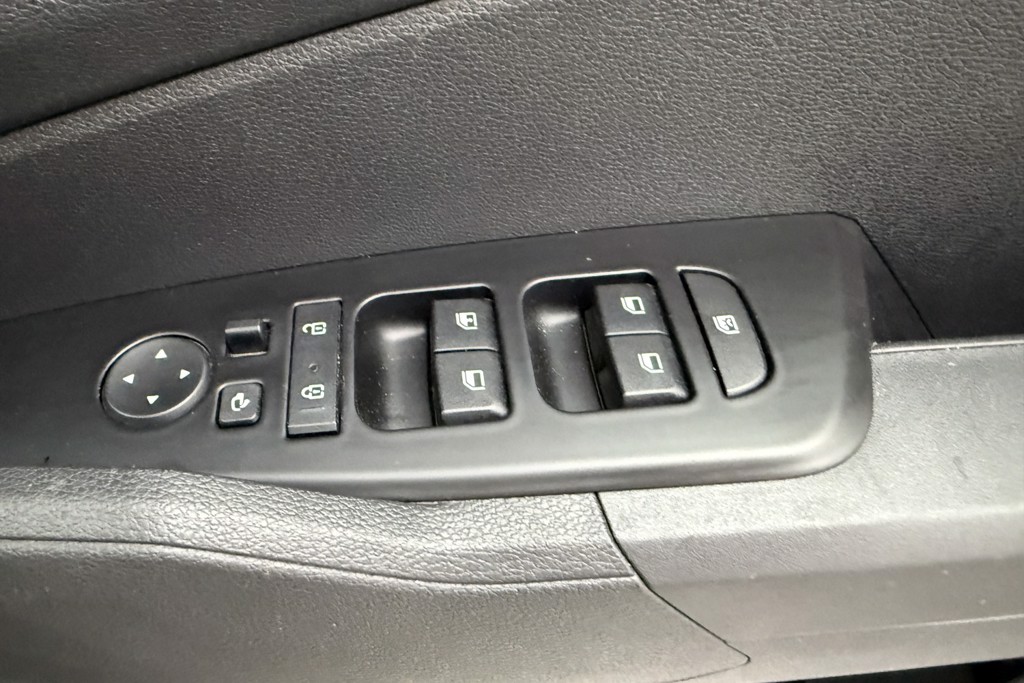 KIA Sportage 2 Manual Petrol SUV - Stock Number (1548506) - 16th supplementary image