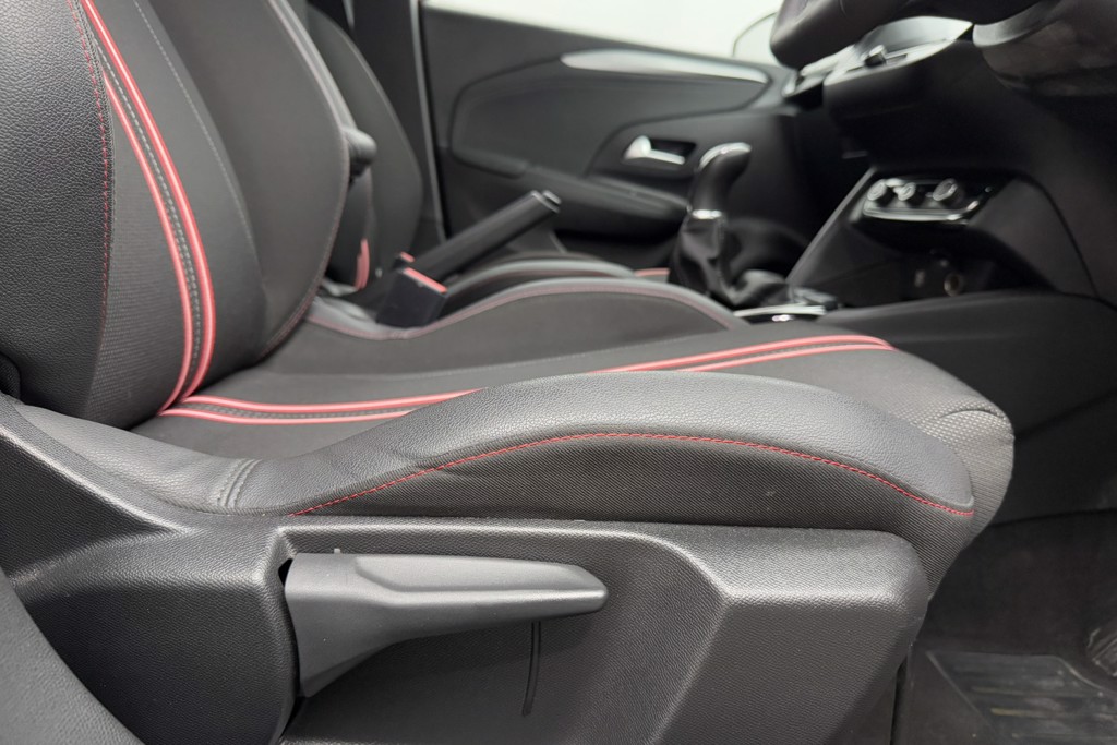 Vauxhall Corsa GS Manual Petrol Hatchback - Stock Number (1549162) - 17th supplementary image