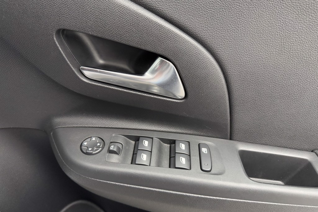 Vauxhall Corsa GS Manual Petrol Hatchback - Stock Number (1549165) - 20th supplementary image