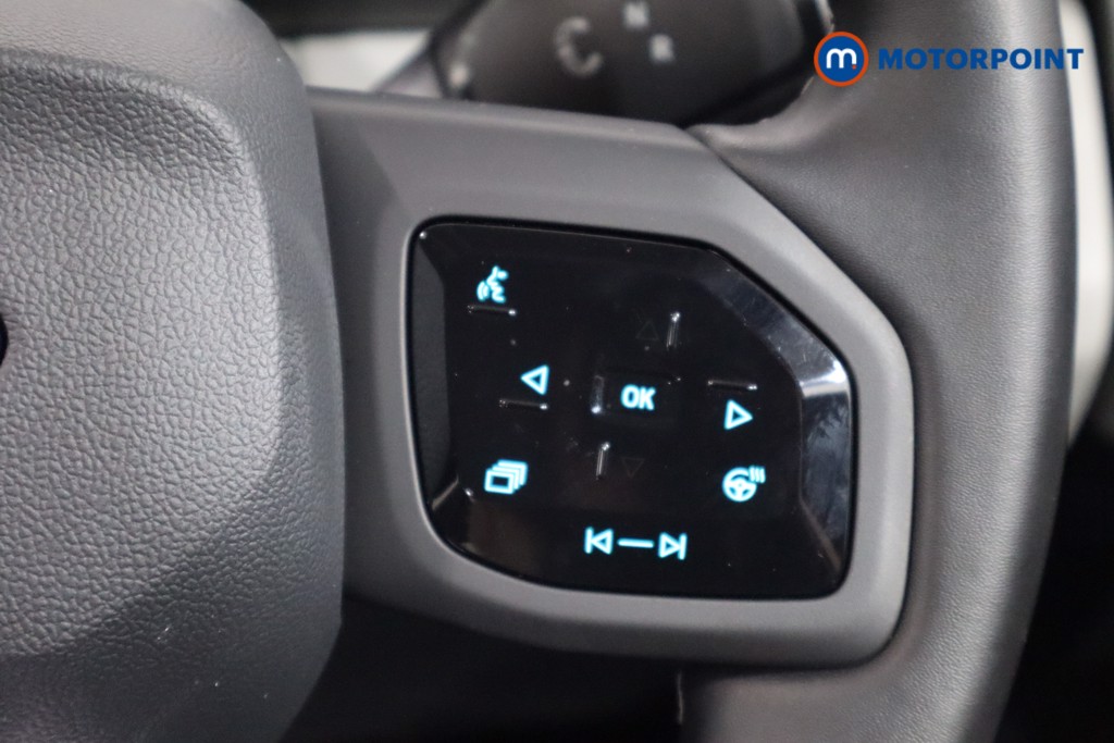 Ford Explorer Select Automatic Electric SUV - Stock Number (1549585) - 8th supplementary image
