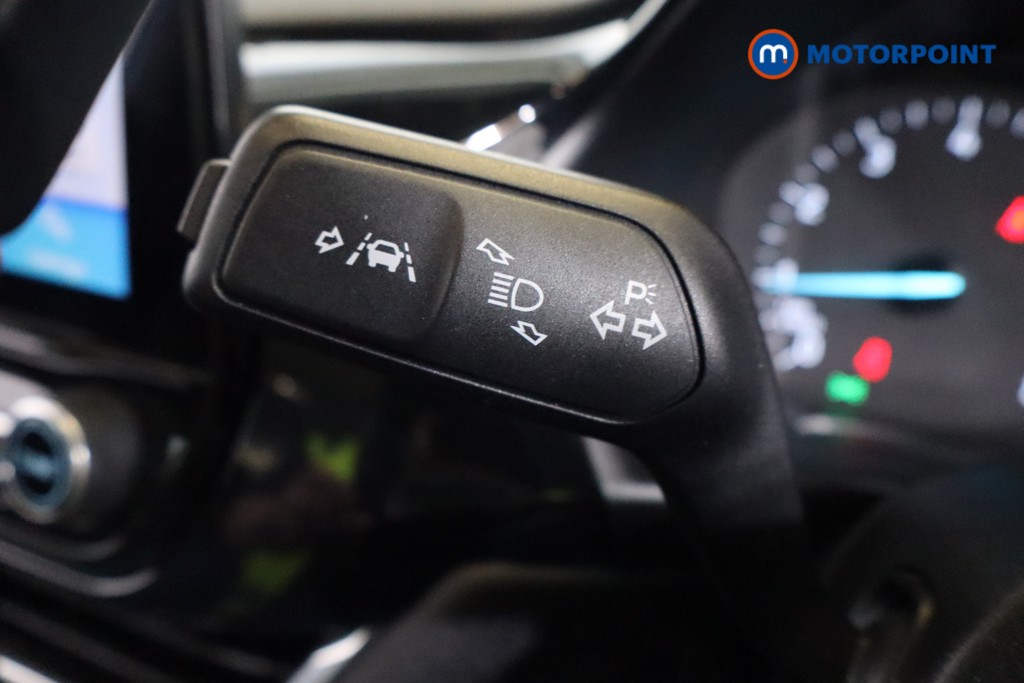 Ford Fiesta Zetec Manual Petrol Hatchback - Stock Number (1549761) - 4th supplementary image