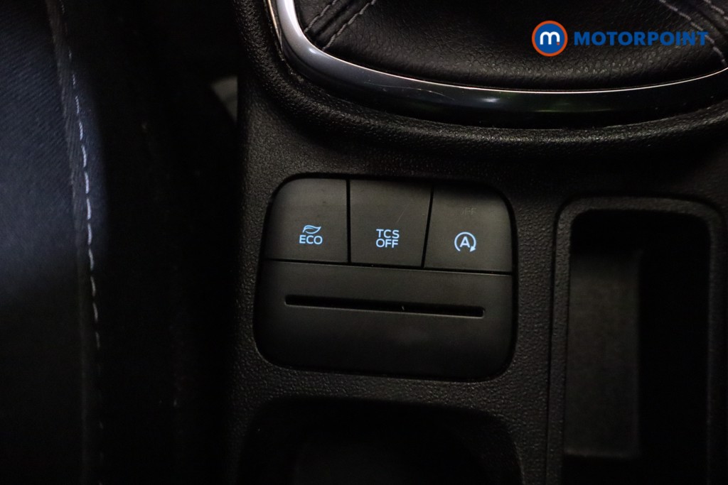 Ford Fiesta Zetec Manual Petrol Hatchback - Stock Number (1549761) - 11th supplementary image