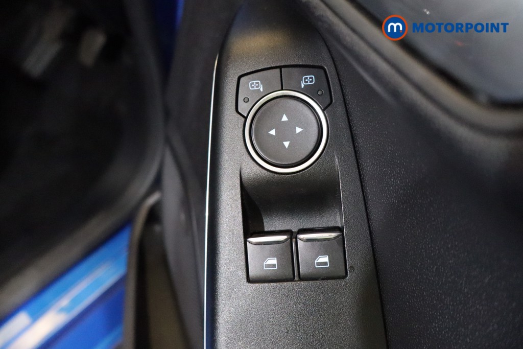 Ford Fiesta Zetec Manual Petrol Hatchback - Stock Number (1549761) - 12th supplementary image