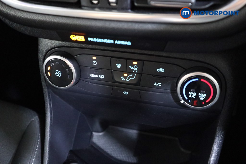 Ford Fiesta Trend Manual Petrol Hatchback - Stock Number (1550048) - 7th supplementary image