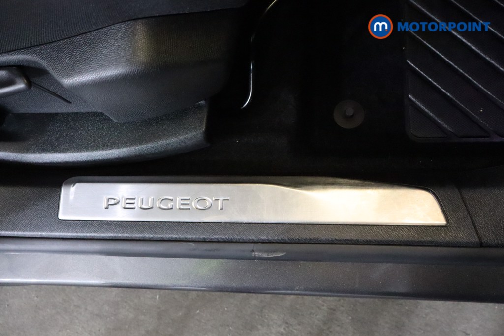 Peugeot 3008 Allure Automatic Petrol SUV - Stock Number (1550075) - 16th supplementary image